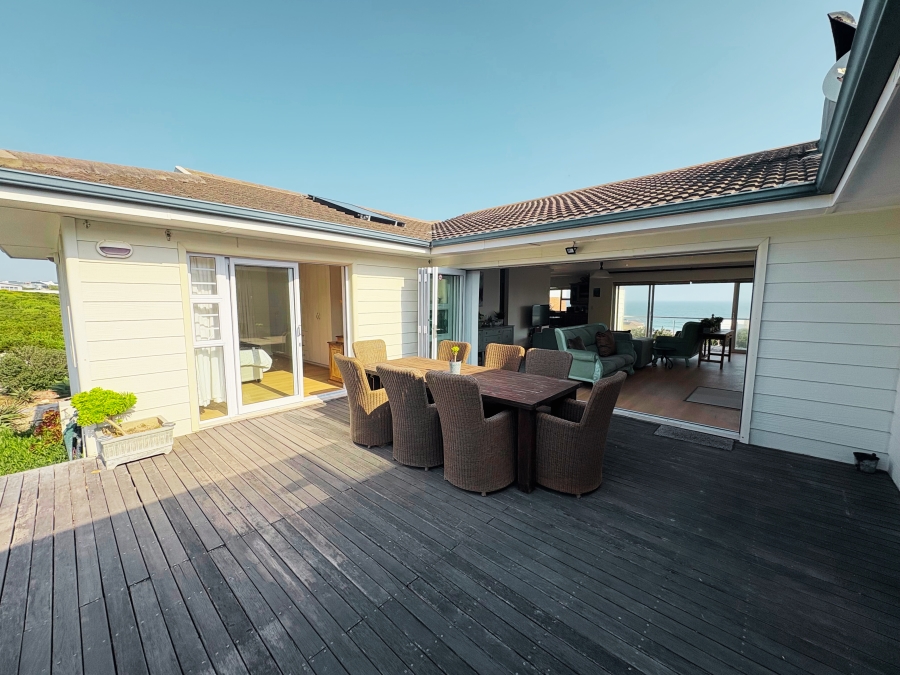 4 Bedroom Property for Sale in Yzerfontein Western Cape